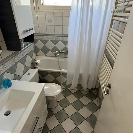 Apartment In Laatzen! Contactless Check-In Hannover Buitenkant foto