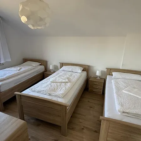 Apartment In Laatzen! Contactless Check-In Hannover Buitenkant foto